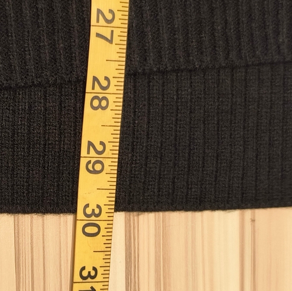 Karl Lagerfeld Colorblock Turtleneck Ribbed Sweater Size M Tunic Red Black NWT - Picture 11 of 11